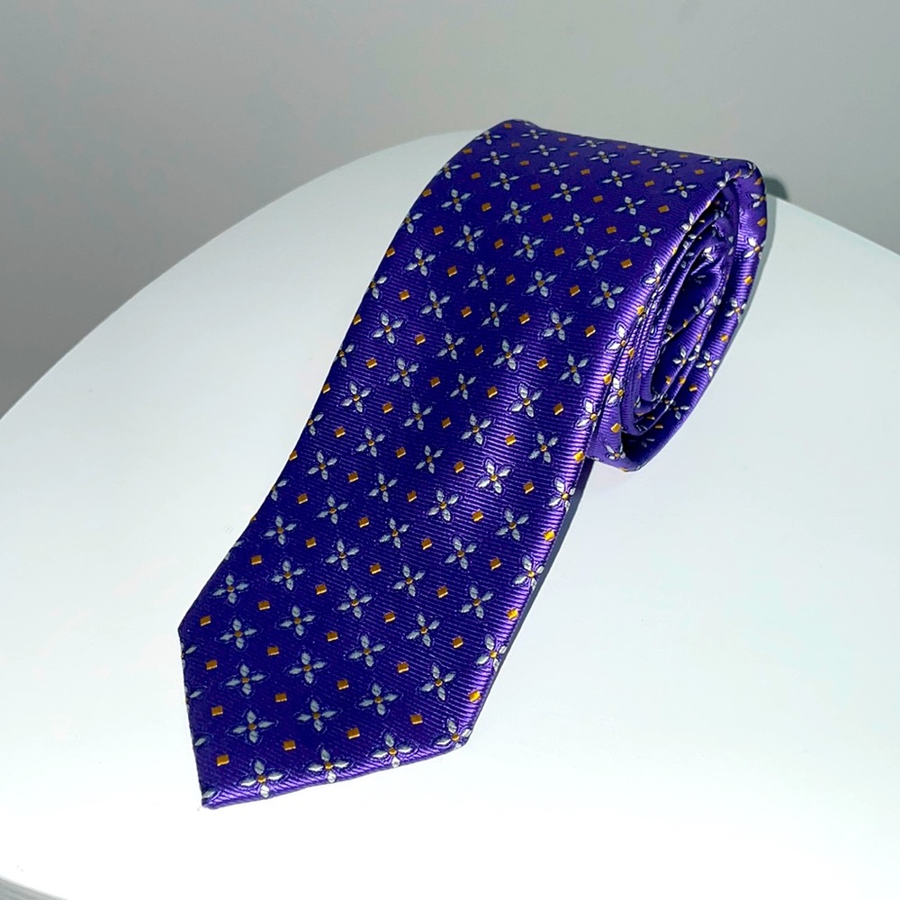 Jos.A.Bank Heritage Collection Necktie in Purple/Gold 100% Silk
